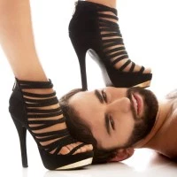 8 Things Submissive Men Want From A Dominant Partner